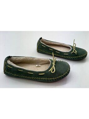 L.L. Bean Womens Green Suede Cozy Moccasin Slippers Size 10 Medium With Fleece L